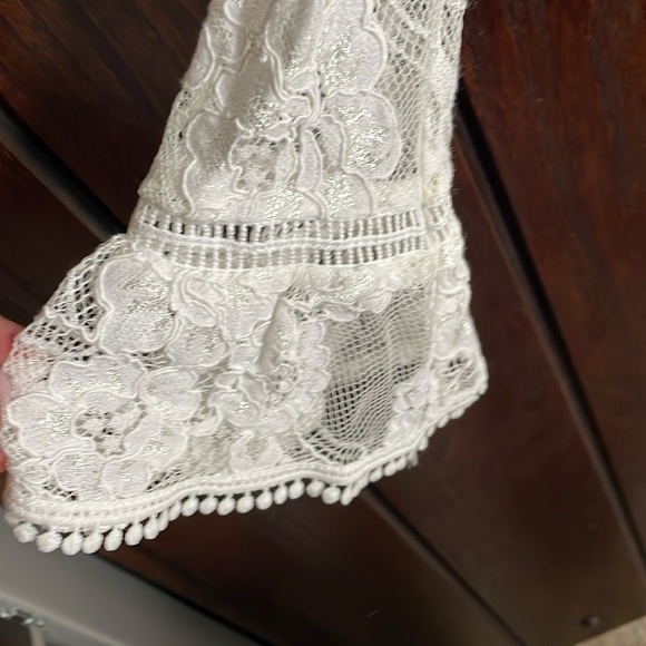 NWOT Antique off- White lace backless dress w/bell sleeves! Stunning, gorgeous! - Picture 5 of 7